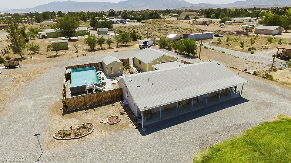 2821 Retread Road Pahrump, NV 89048 - Photo 2 of 26 Gallery Image 2