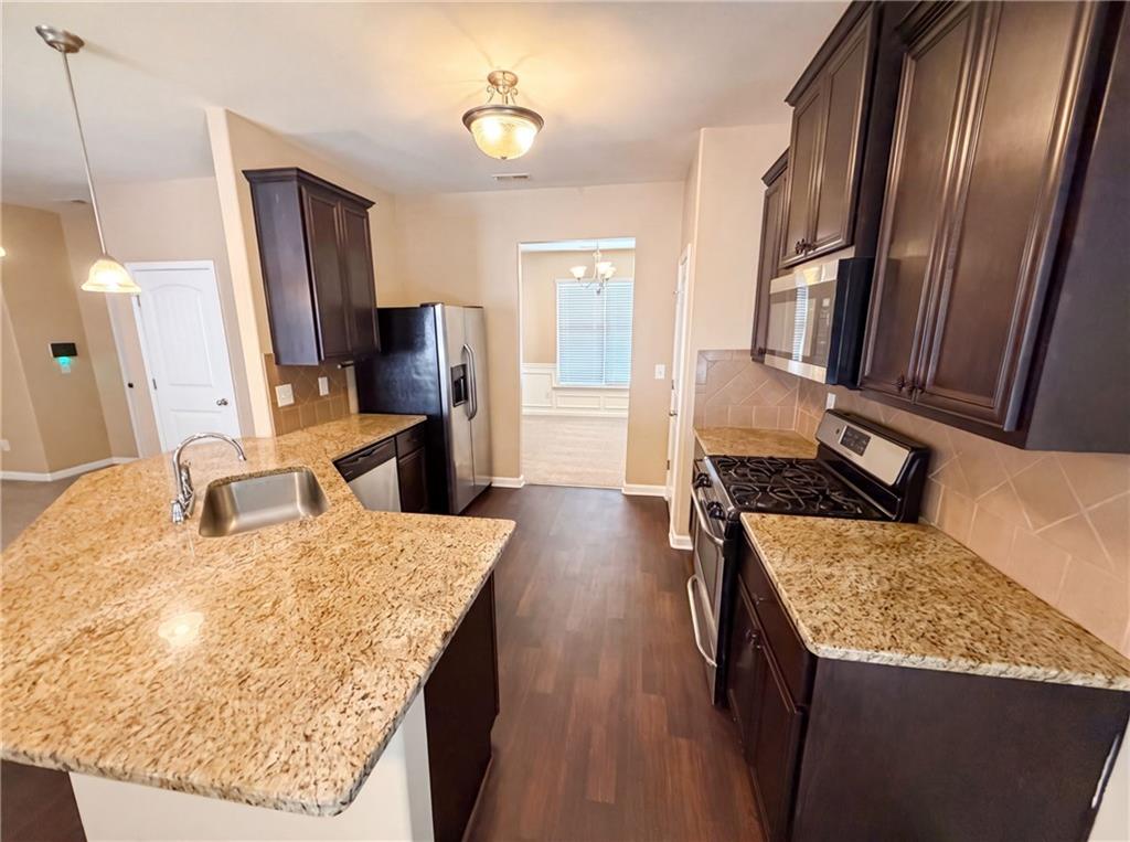2471 Quincy Loop Fairburn, GA 30213 - Photo 8 of 21