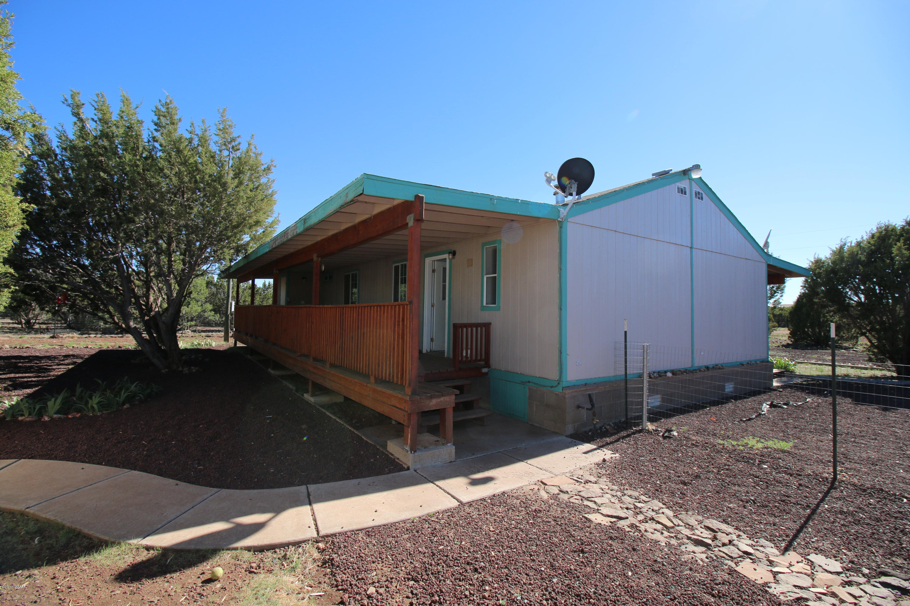 3077 County Road Vernon, AZ 85940 - Photo 5 of 19