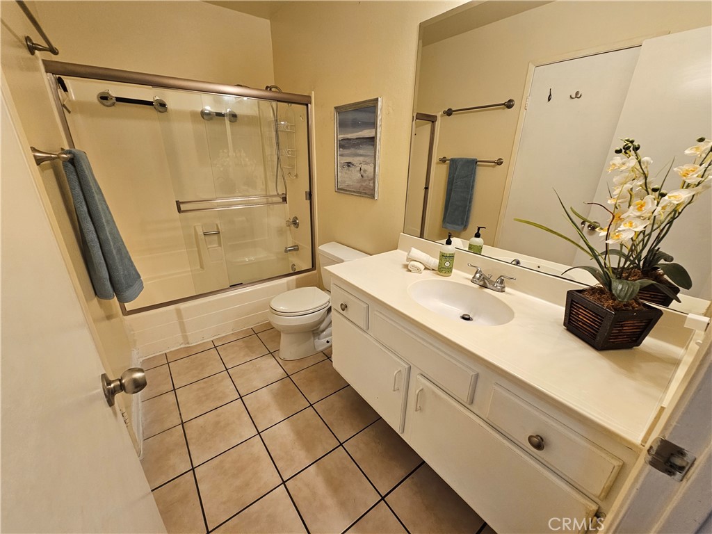 9431 Shadowood Drive, Unit E Montclair, CA 91763 - Photo 23 of 72