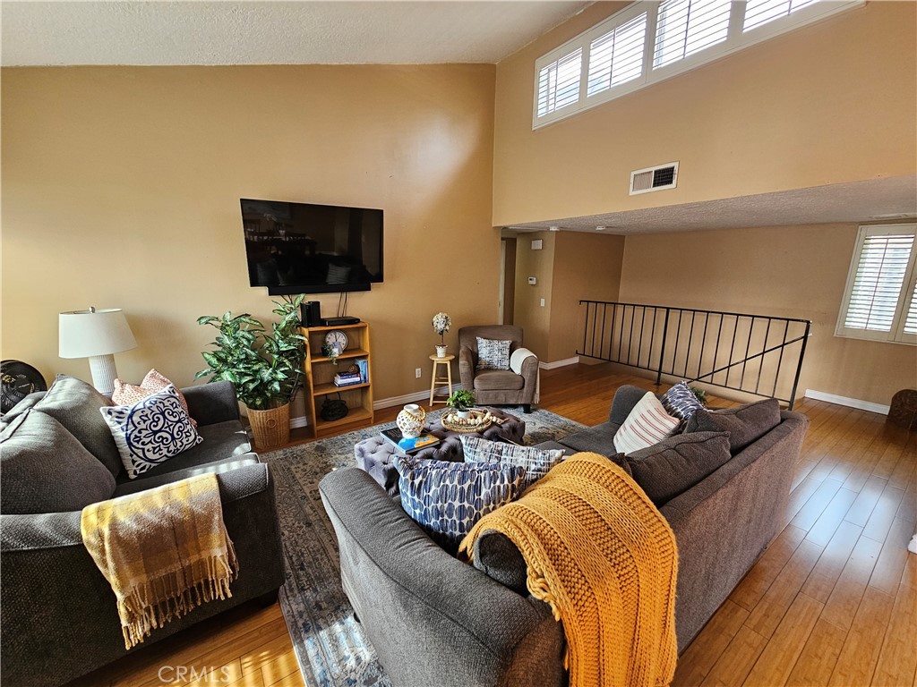 9431 Shadowood Drive, Unit E Montclair, CA 91763 - Photo 3 of 72