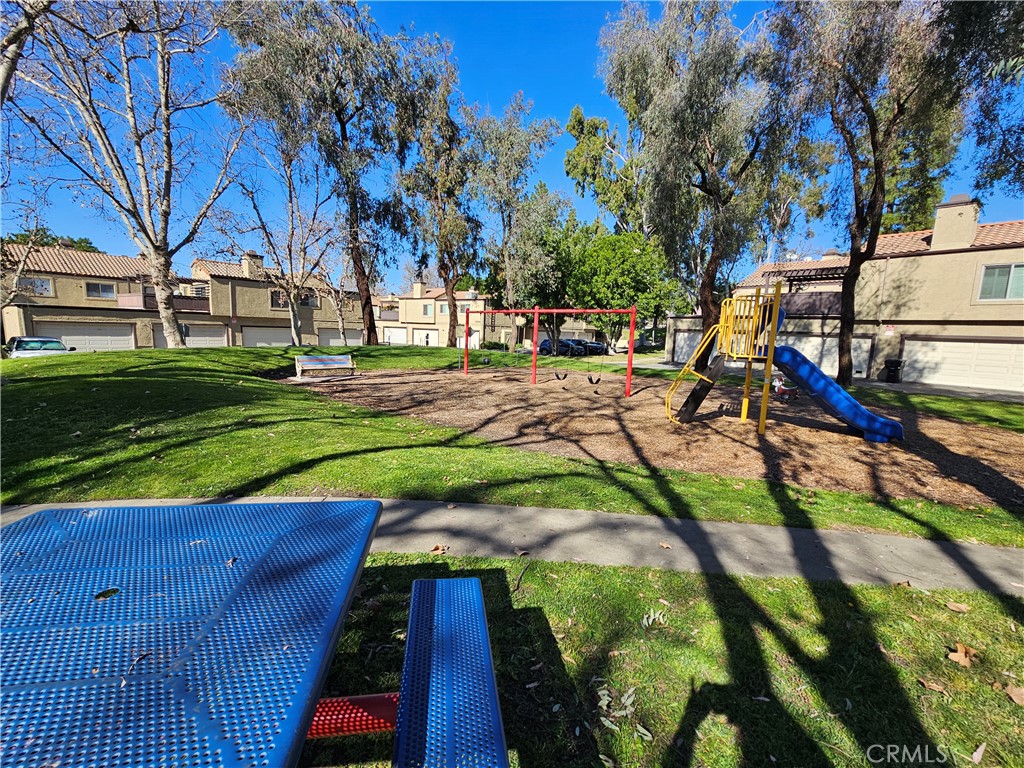 9431 Shadowood Drive, Unit E Montclair, CA 91763 - Photo 36 of 72