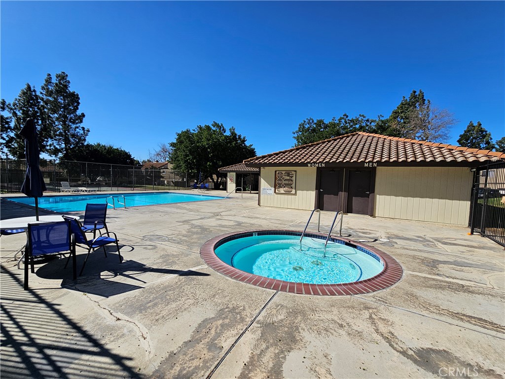 9431 Shadowood Drive, Unit E Montclair, CA 91763 - Photo 37 of 72