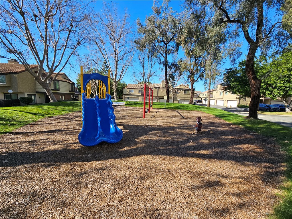 9431 Shadowood Drive, Unit E Montclair, CA 91763 - Photo 38 of 72