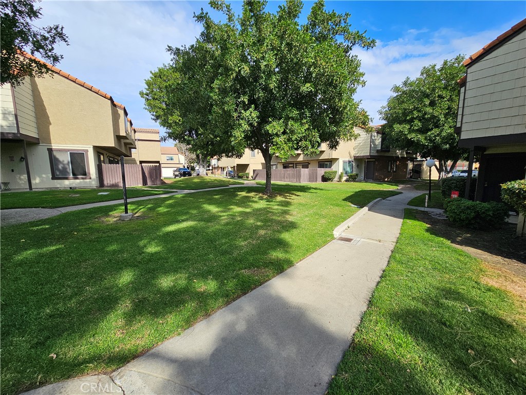 9431 Shadowood Drive, Unit E Montclair, CA 91763 - Photo 70 of 72