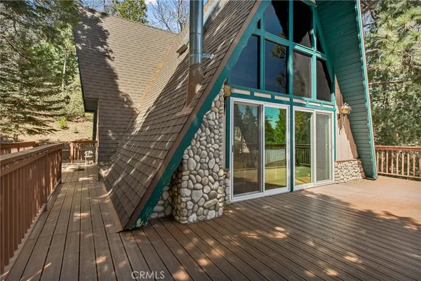 $775,000 | 348 Brentwood Drive, Lake Arrowhead, CA 92352