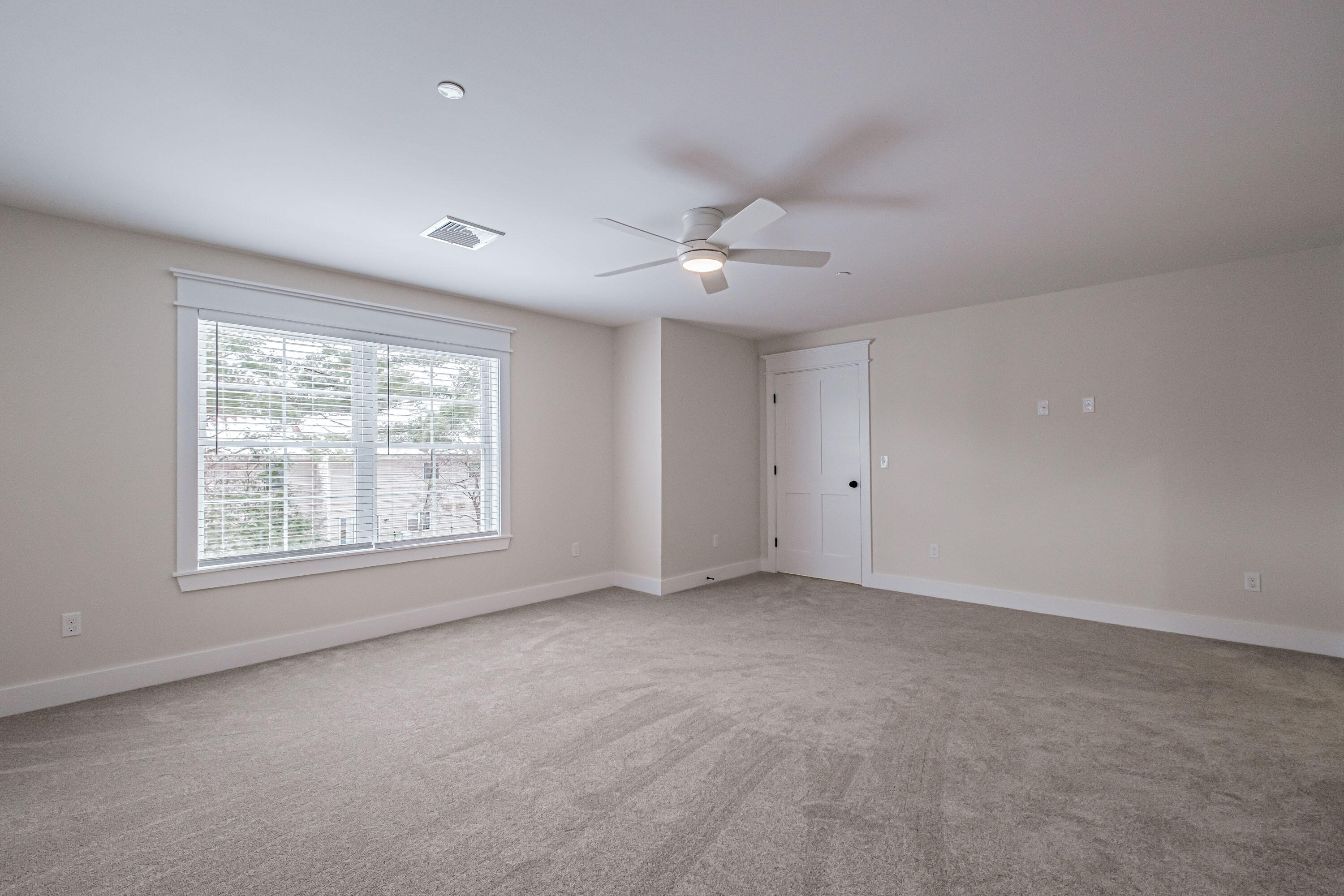 30 Fawn Wds Way, Unit 30 Westbrook, ME 04092 - Photo 13 of 31 20211230gp-61043