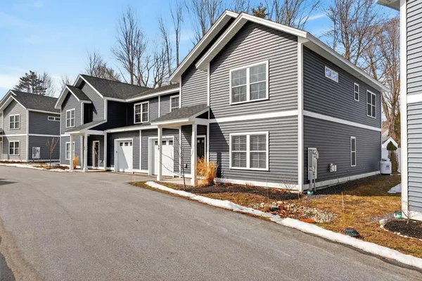 $589,000 | 30 Fawn Wds Way, Unit 30, Westbrook, ME 04092