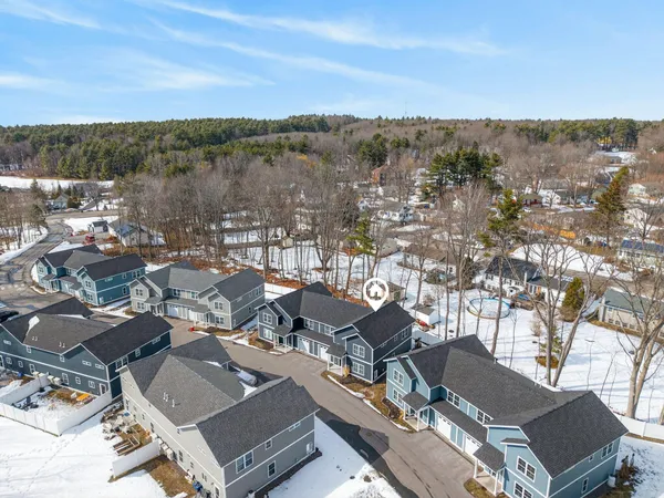 $589,000 | 30 Fawn Wds Way, Unit 30, Westbrook, ME 04092