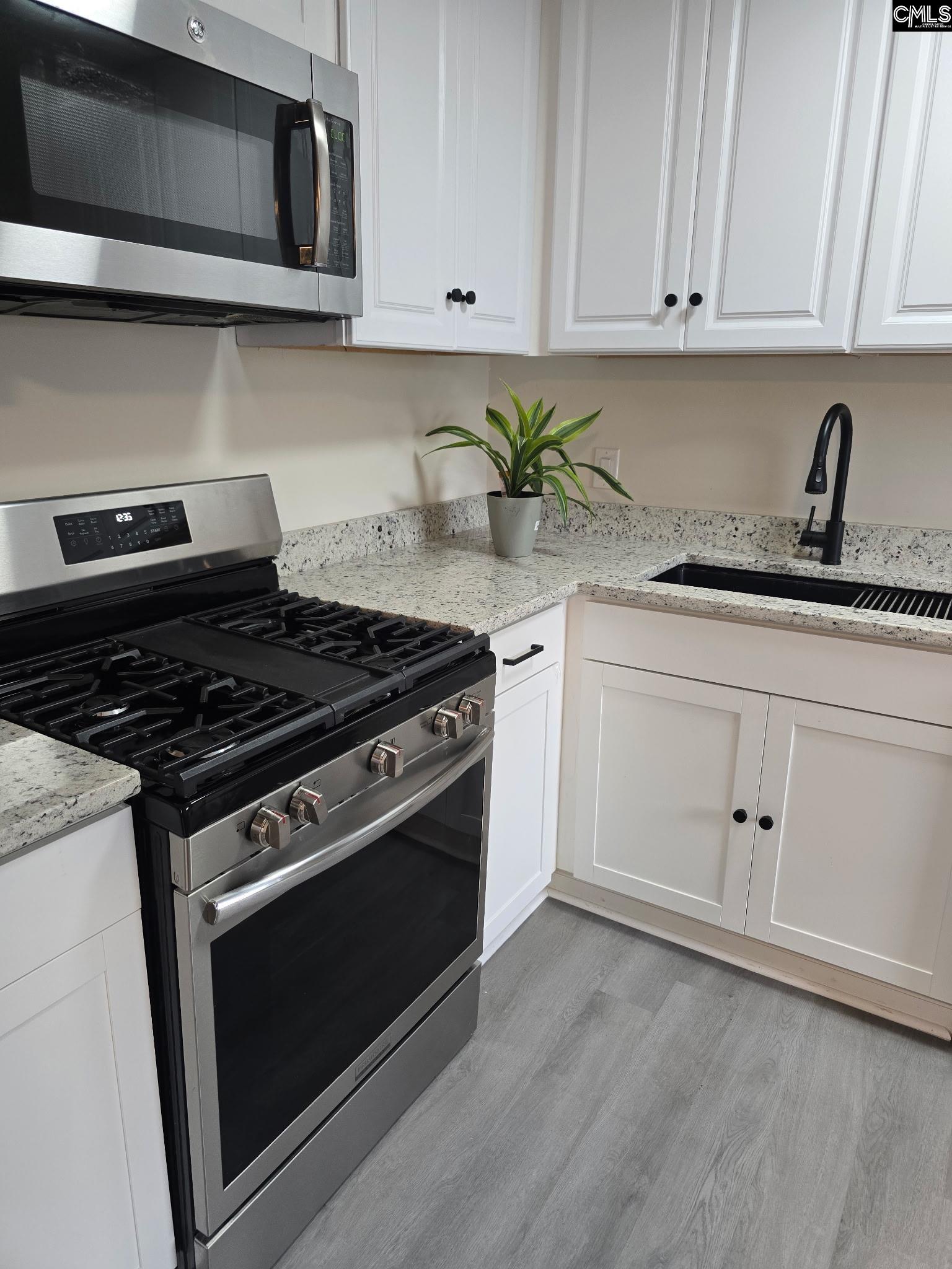 1137 Allen Street Cayce, SC 29033 - Photo 2 of 12