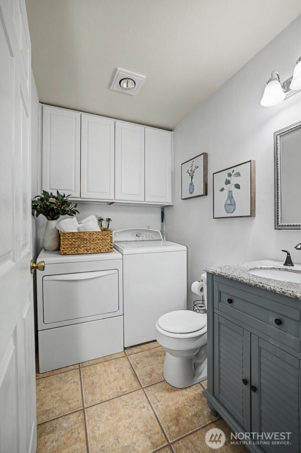 4108 Northeast 6th Place, Unit 2A Renton, WA 98059 - Photo 16 of 32