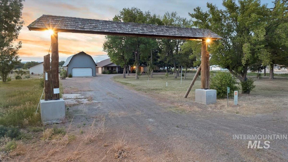 1872 East 1750 South Gooding, ID 83330 - Photo 4 of 41