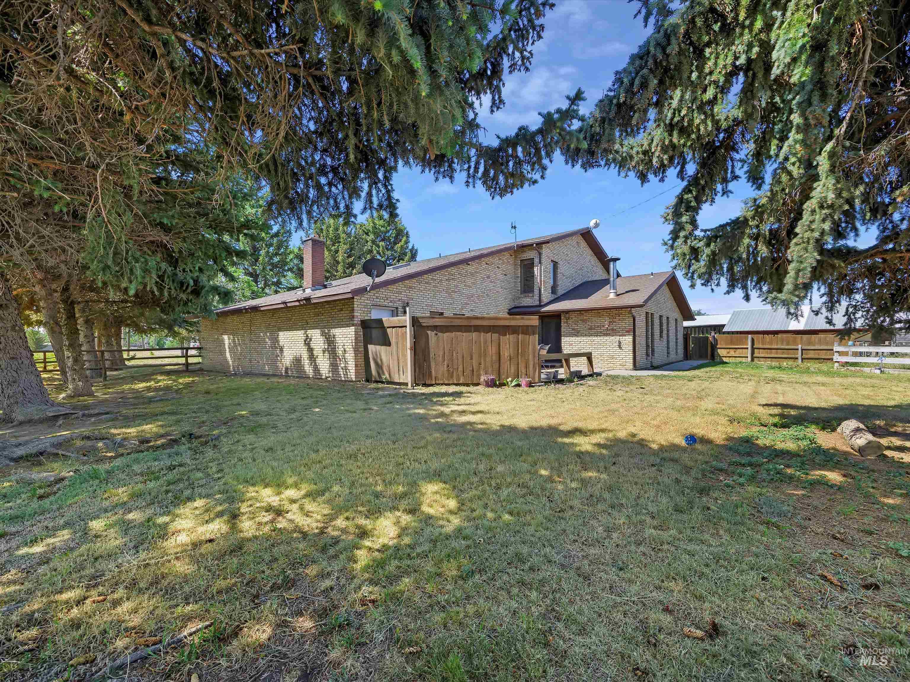 1872 East 1750 South Gooding, ID 83330 - Photo 9 of 41