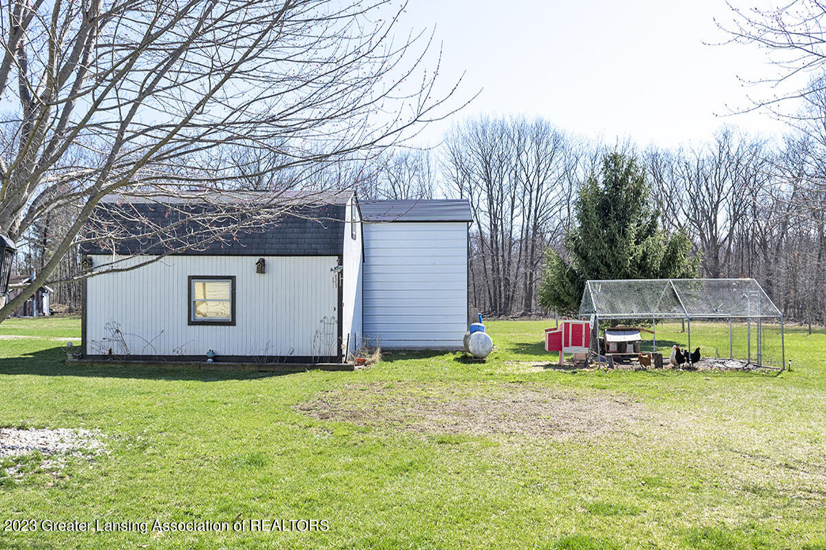 5102 Iosco Road Webberville, MI 48892 - Photo 25 of 28 24b
