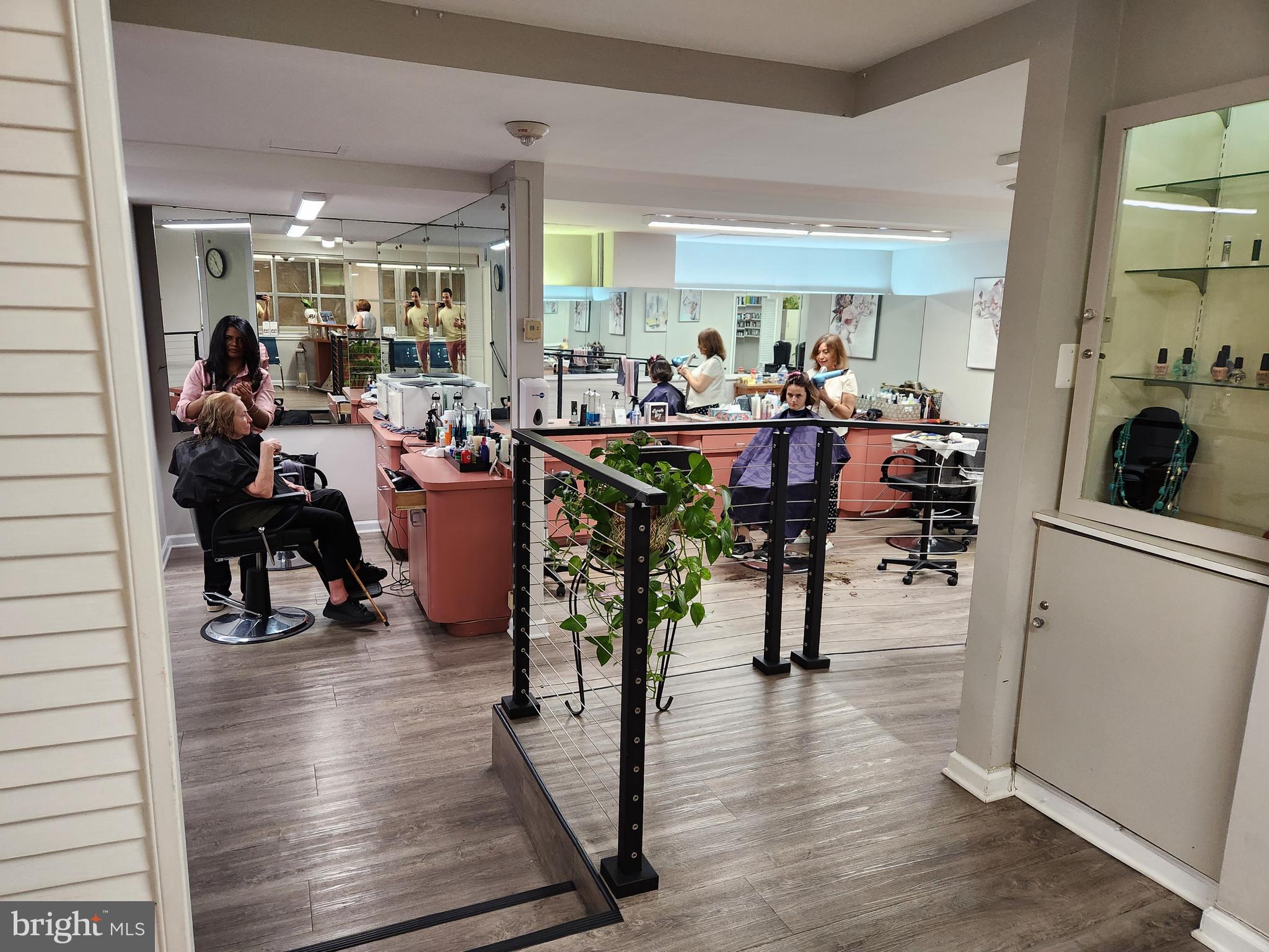 4201 Cathedral Avenue Northwest, Unit 1012E Washington, DC 20016 - Photo 14 of 18 a view of a living room and dining room