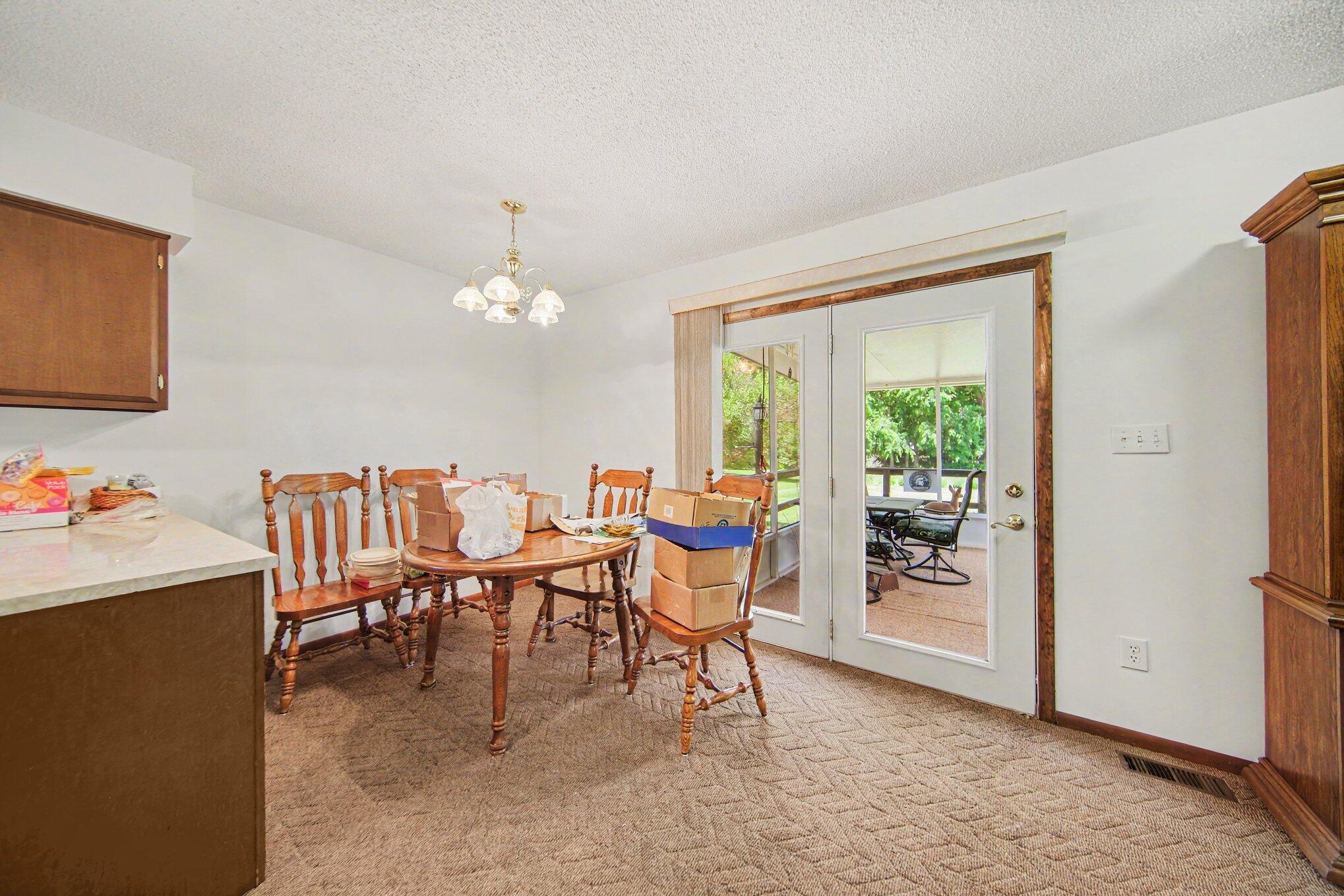 4555 Clinton Road Jackson, MI 49201 - Photo 6 of 28 005_file_5463