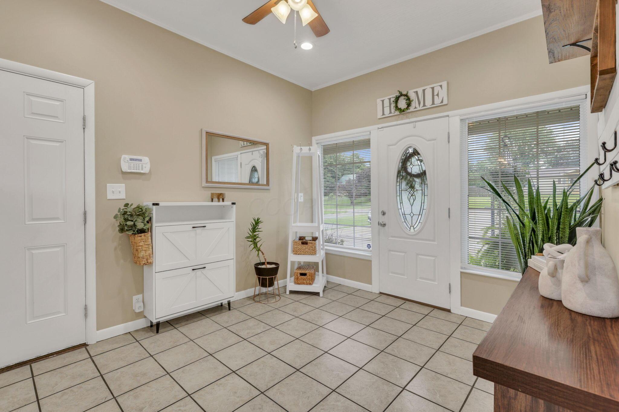 1404 Pleasantville Road Lancaster, OH 43130 - Photo 7 of 64 7-web-or-mls-_S5A9419
