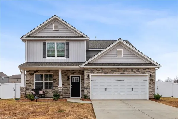 $385,000 | 6947 Saddlebred Drive, Trinity, NC 27370