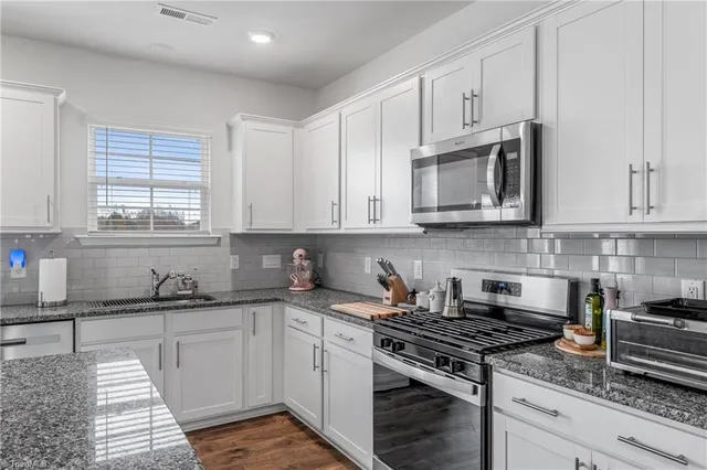 $390,000 | 6947 Saddlebred Drive, Trinity, NC 27370