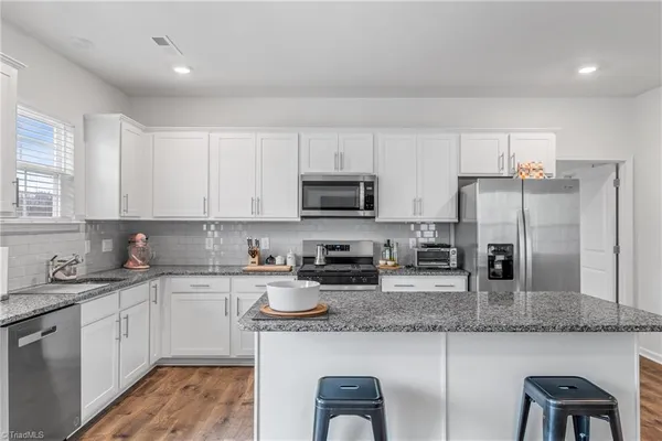 $385,000 | 6947 Saddlebred Drive, Trinity, NC 27370