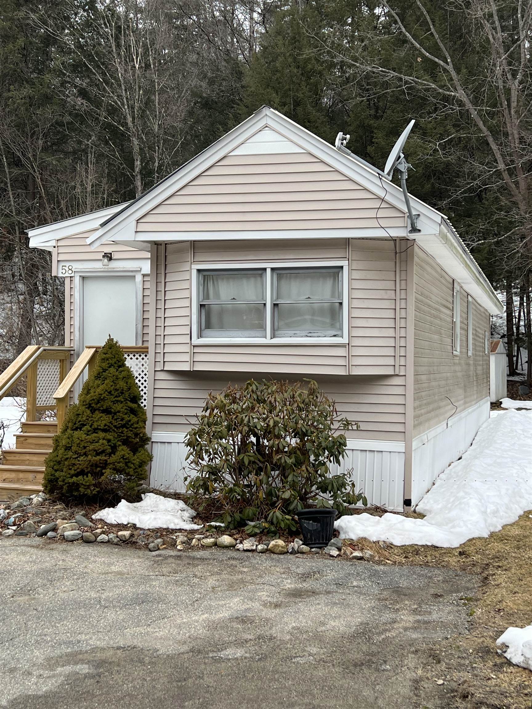 58 Valley Road Brattleboro, VT 05301 - Photo 1 of 18 Gallery Image 1
