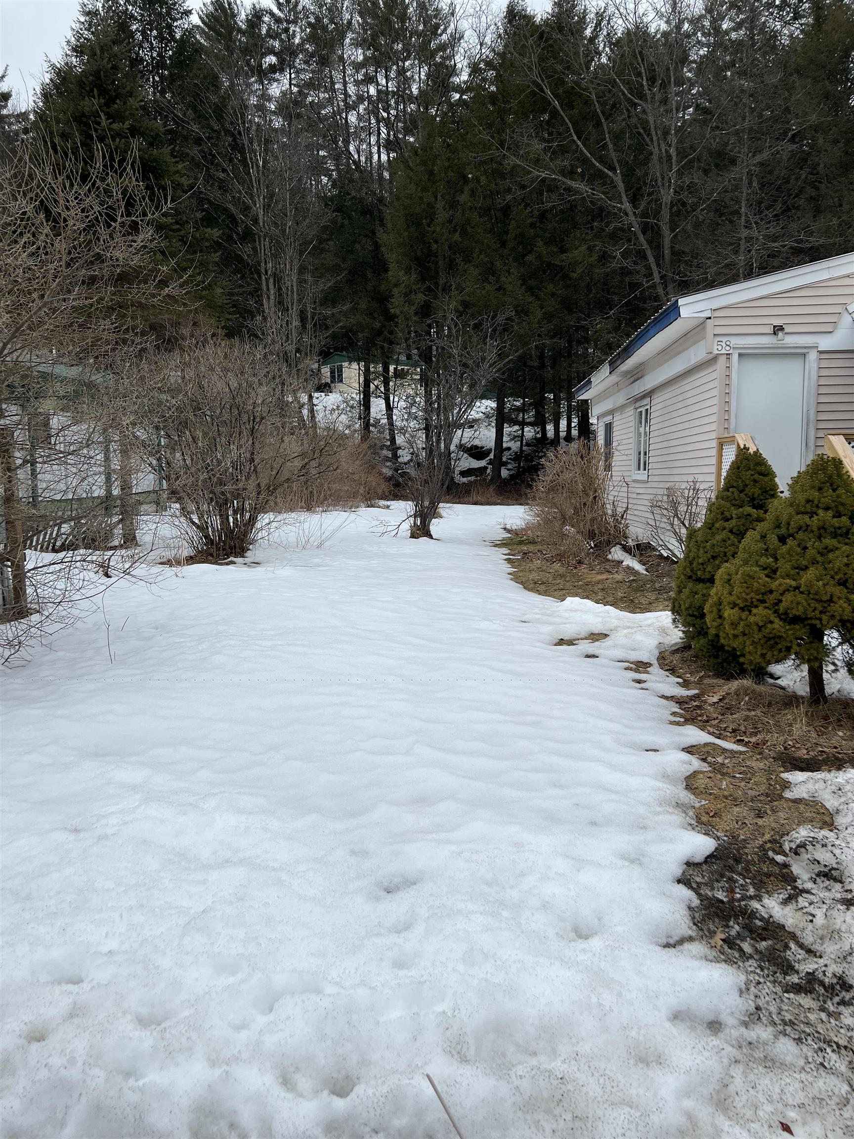 58 Valley Road Brattleboro, VT 05301 - Photo 17 of 18 Gallery Image 17