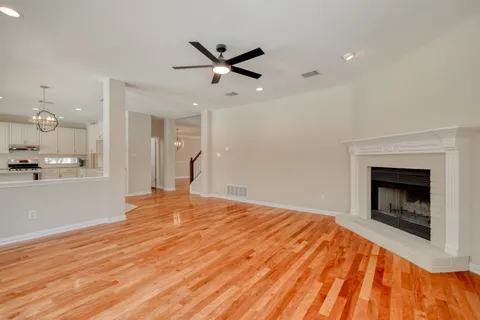 $599,900 | 1202 Oakwood Boulevard, Round Rock, TX 78681