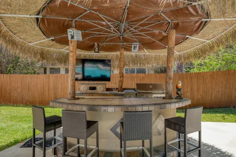$599,900 | 1202 Oakwood Boulevard, Round Rock, TX 78681