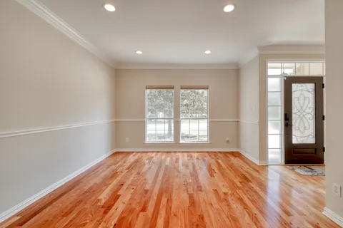 $599,900 | 1202 Oakwood Boulevard, Round Rock, TX 78681