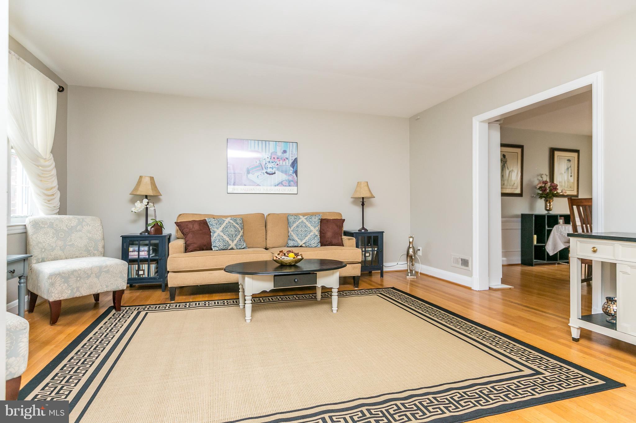 6430 Blenheim Road Baltimore, MD 21212 - Photo 3 of 30 Living Room- freshly painted!