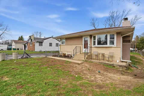 $269,000 | 908 Barnhart Court, Zion, IL 60099