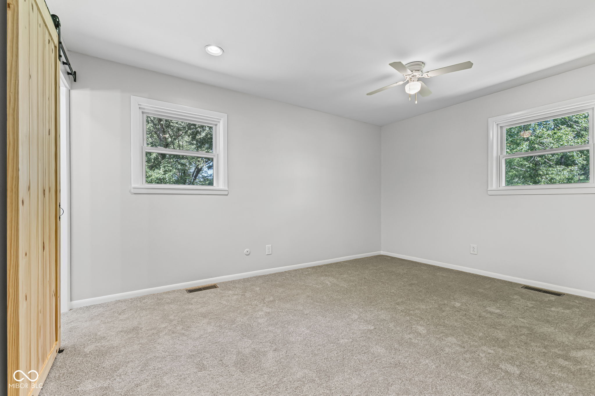 5324 Mann Road Indianapolis, IN 46221 - Photo 16 of 34 Gallery Image 16