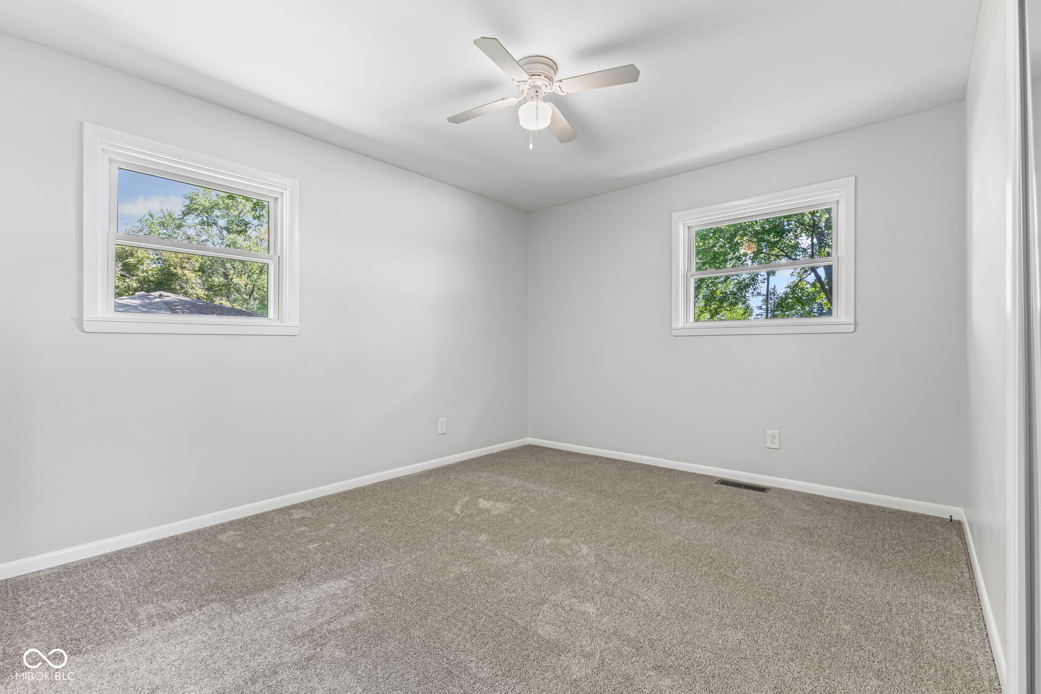 5324 Mann Road Indianapolis, IN 46221 - Photo 18 of 34 Gallery Image 18