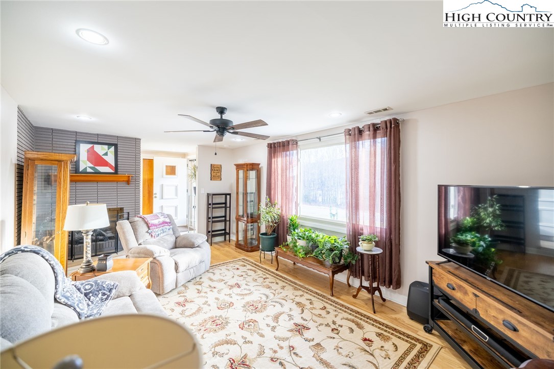 144 Collins Road Sparta, NC 28675 - Photo 11 of 27 Gallery Image 11