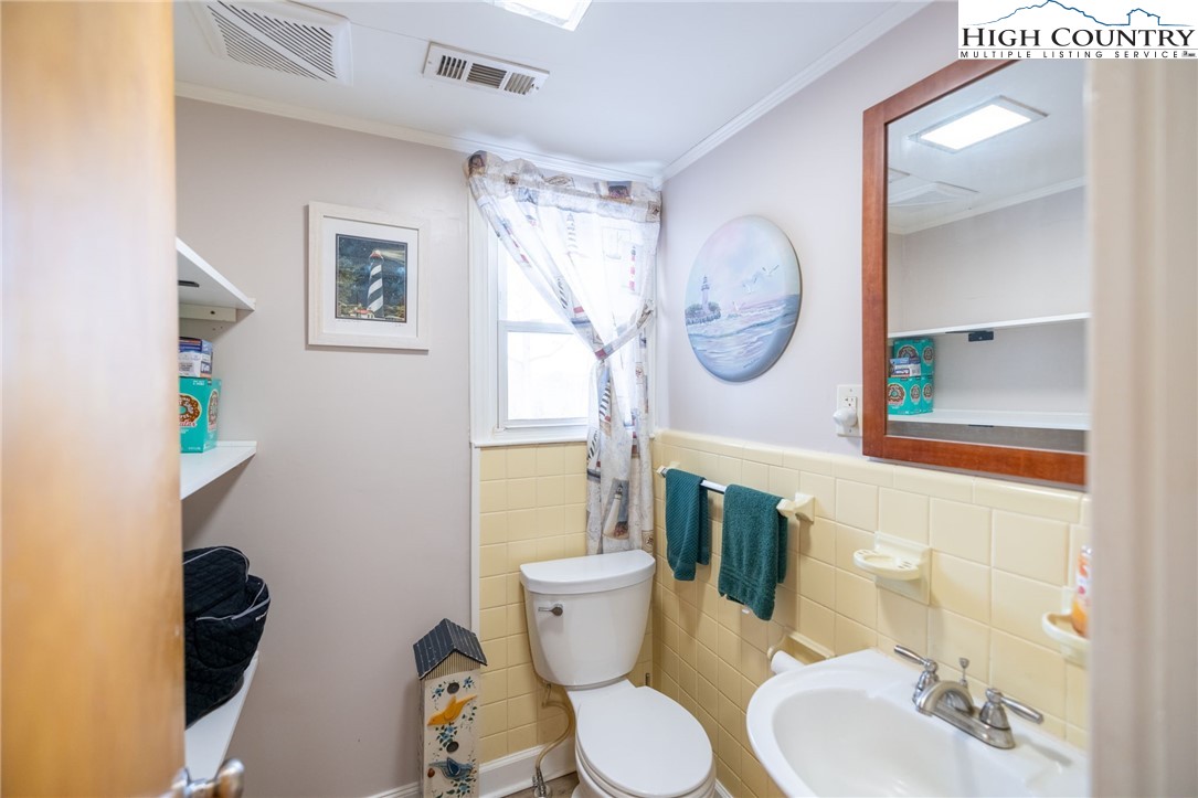 144 Collins Road Sparta, NC 28675 - Photo 27 of 27 Gallery Image 27