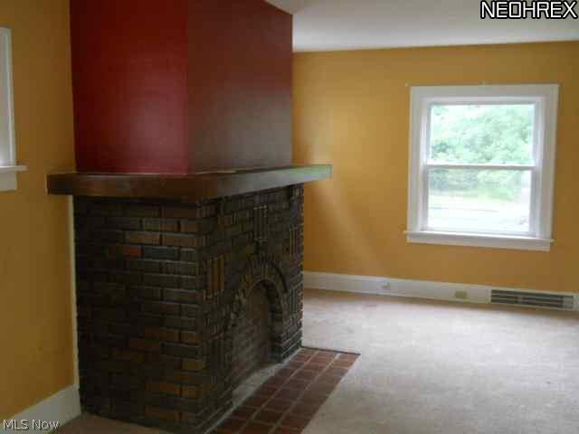 3267 East Overlook Road Cleveland Heights, OH 44118 - Photo 3 of 10
