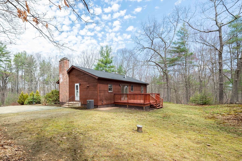 925 Muddy Brook Road Hardwick, MA 01082 - Photo 4 of 23