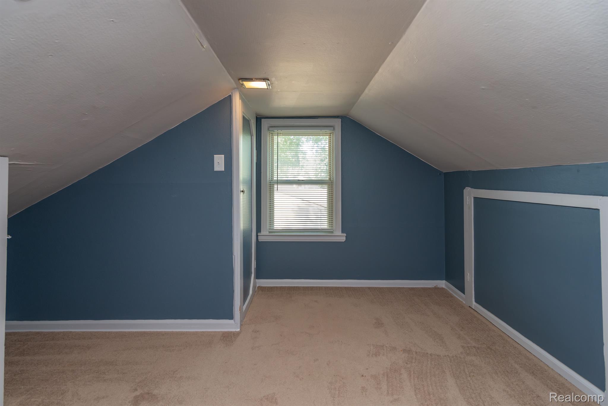 11721 Stark Road Livonia, MI 48150 - Photo 13 of 17 Gallery Image 13
