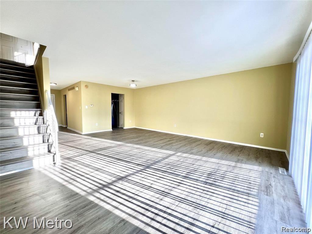 32238 West 12 Mile Road, Unit 114 Farmington, MI 48334 - Photo 3 of 17