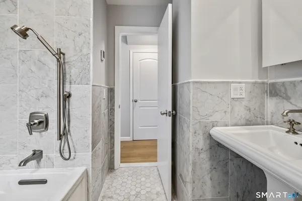 $6,500 | 5 River Street, Greenwich, CT 06831