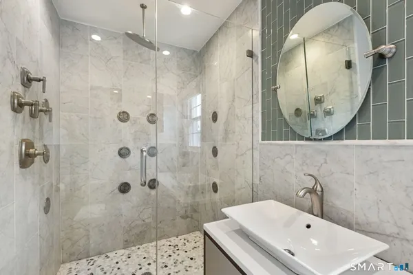 $6,500 | 5 River Street, Greenwich, CT 06831