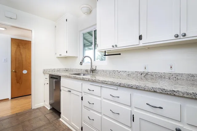 $565,000 | 2855 La Colina Way, Carmichael, CA 95608