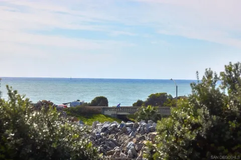 $1,698,000 | 7354 Escallonia Court, Carlsbad, CA 92011