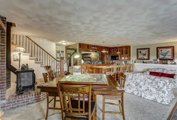 $965,000 | 5525 Portage Road, Madison, WI 53704