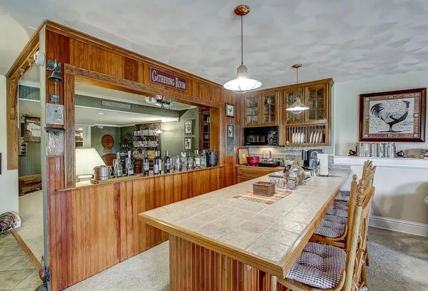 $965,000 | 5525 Portage Road, Madison, WI 53704