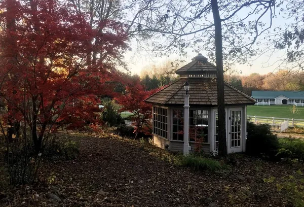 $965,000 | 5525 Portage Road, Madison, WI 53704