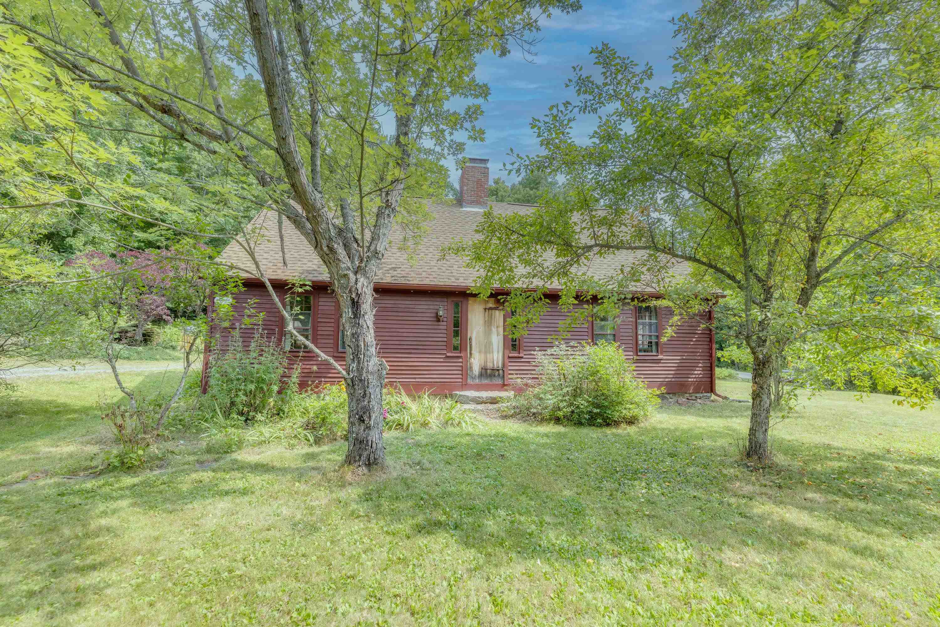 1038 North Groton Road Rumney, NH 03266 - Photo 1 of 48 Gallery Image 1