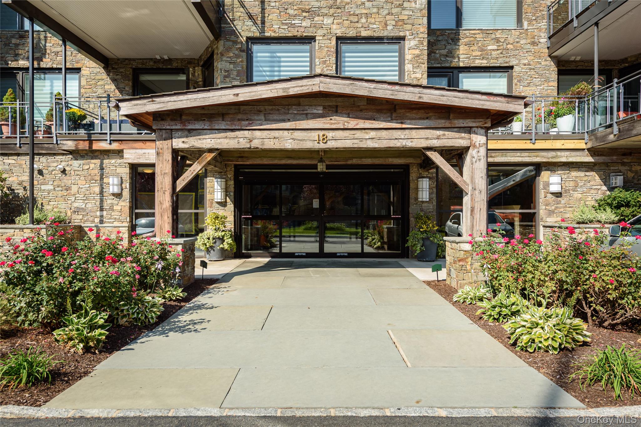 18 Rivers Edge Drive, Unit 211 Tarrytown, NY 10591 - Photo 19 of 30