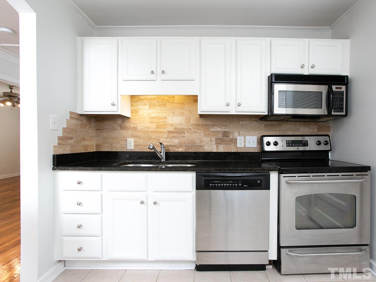 2212 Brewer Street Raleigh, NC 27608 - Photo 14 of 27