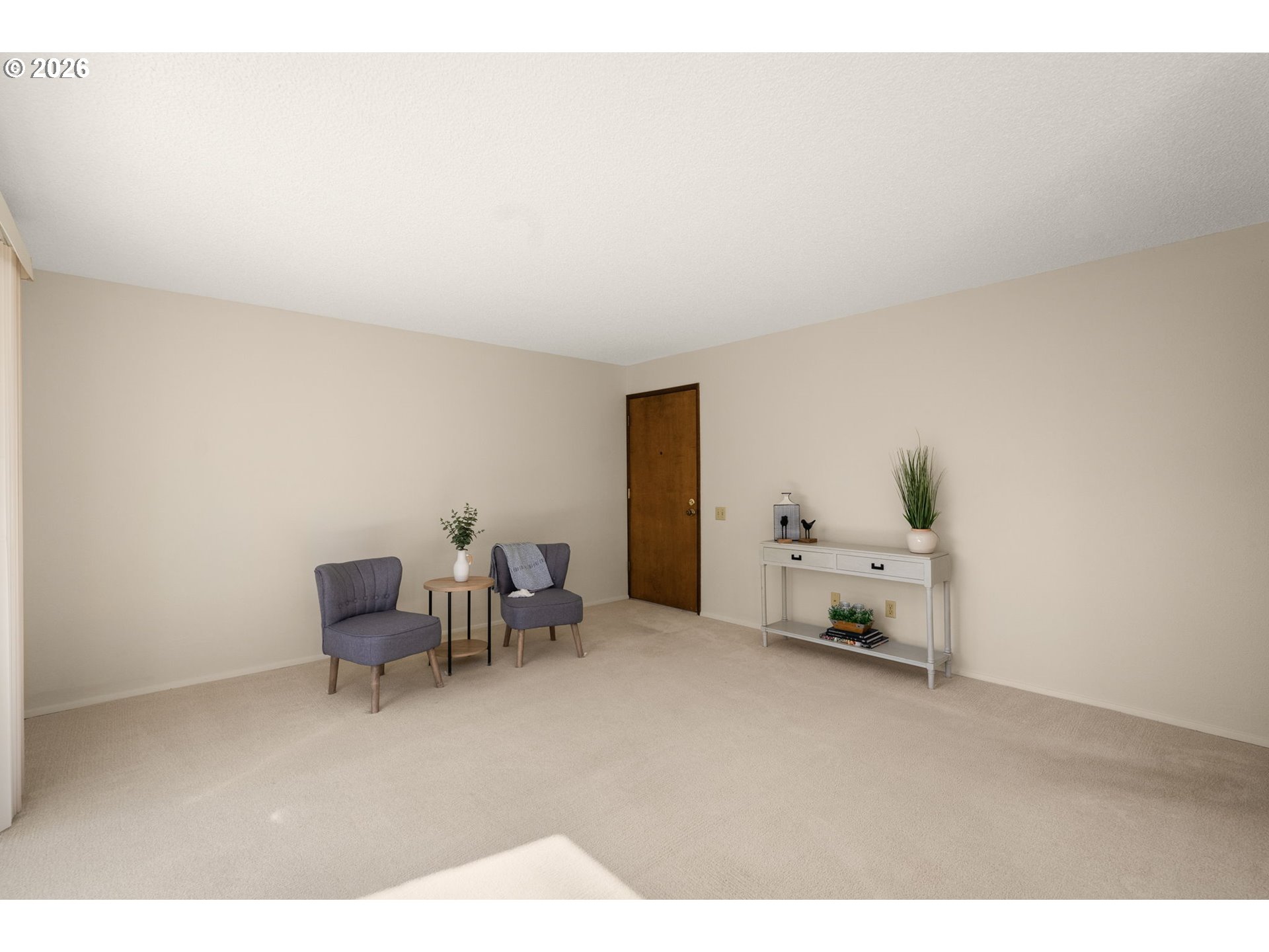 10820 Southwest Meadowbrook Drive, Unit 62 Portland, OR 97224 - Photo 14 of 46 Living Room/Entrance